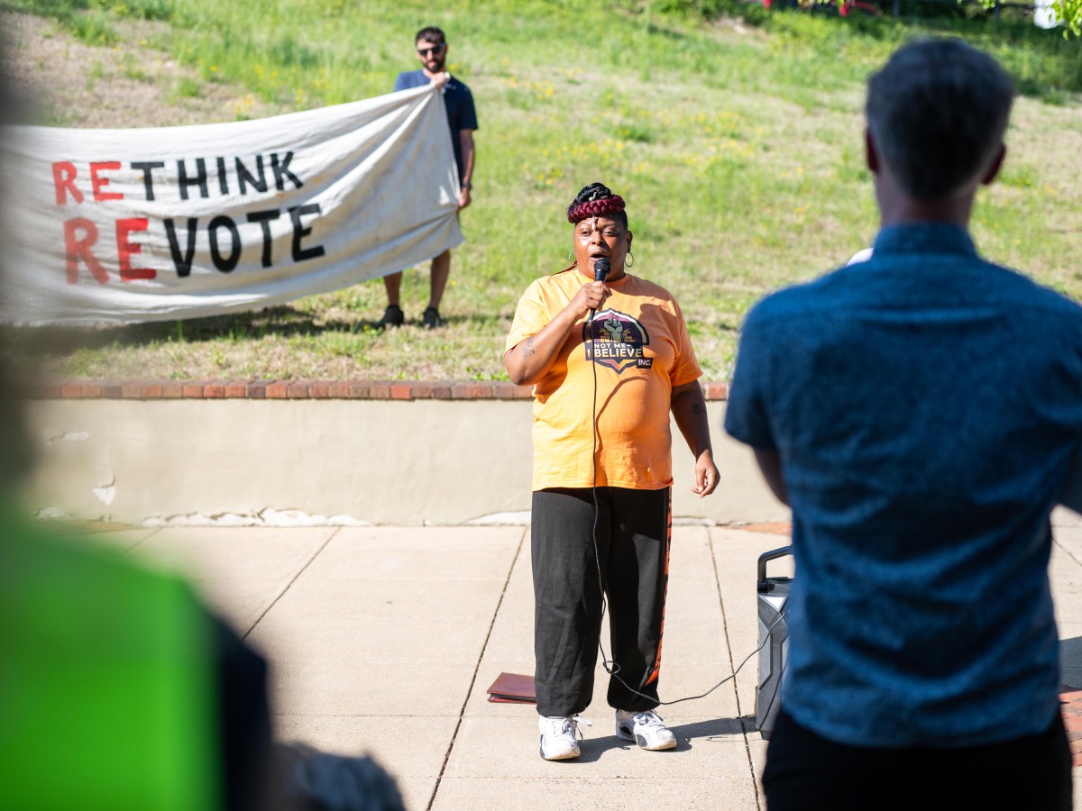 After another vote, Charlottesville City School Board moving ahead with school resource officers